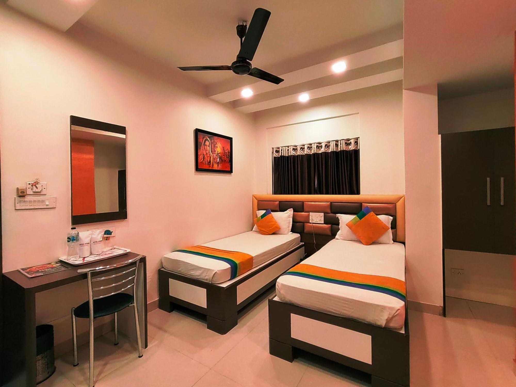 Hotel Steam Calcutta  Esterno foto